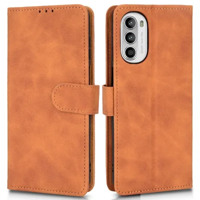 For Motorola Moto G52 4G / G82 5G Skin-Touch Feeling PU + TPU Leather Phone Case Stand Full Inclusive Protective Wallet Flip Cover - Brown