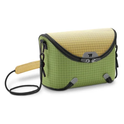 WEST BIKING YP0707432 3L Bicycle Frame Bag Color Splicing Reflective Shoulder Bag for Mountain Road Bike Cycling - Green