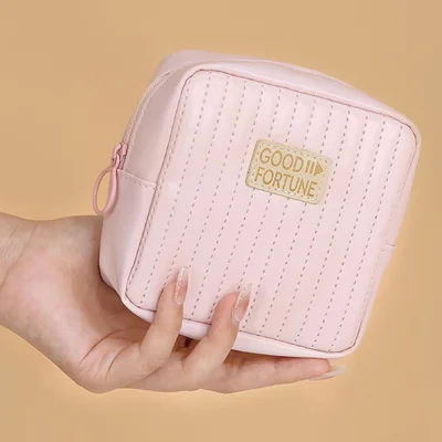 W6 Portable Sanitary Napkin Storage Bag PU Leather Waterproof Lipstick Cosmetics Storage Bag - Pink