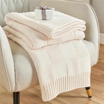 150 x 200cm Imitation Cashmere Knit Throw Blanket Washable Solid Color Grid Texture Sofa Nap Cover - White