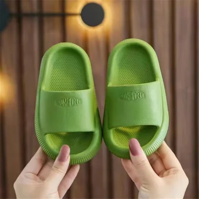 1 Pair Summer Children's Slippers Non-Slip PVC Slippers for Boys and Girls - Green / 24-25