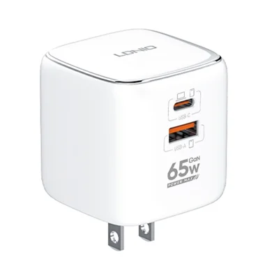 LDNIO Q2617 65W GaN Fast Charger 2 USB-C + 1 USB-A 3-Port with USB Cable Interchangeable Plugs Charging Station for Apple Huawei Xiaomi Laptop Tablet - White