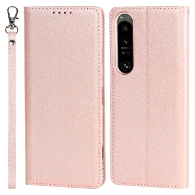 Til Sony Xperia 1 IV 5G stødfast lommebeskyttelse i silketekstureret PU-læder med foldstander og rem - Rosenød