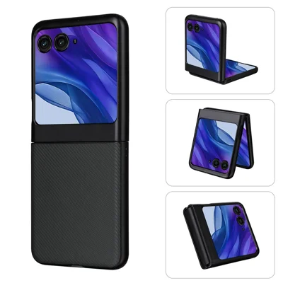For Motorola Razr 70 / 60 / 50 5G / Razr 2026 / 2025 / 2024 Case Carbon Fiber Texture Shockproof PU+PC Phone Cover - Green