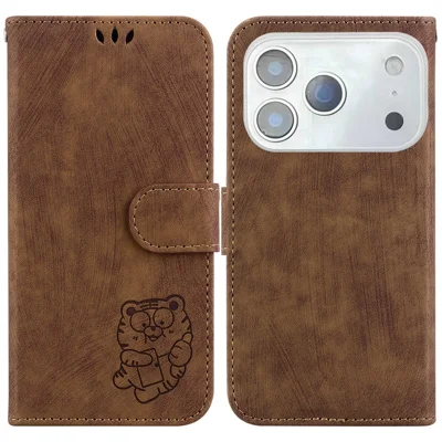 Voor iPhone 17 Pro Portemonnee Hoesje met Tijgerprint Lederen Stootvaste Telefoonhoes met Polsbandje - Bruin