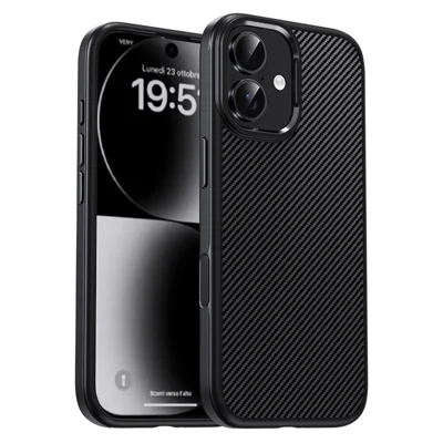 IPAKY til iPhone 17 TPU-case med kulfiberstruktur Telefonbeskyttelse med metalobjektivramme - Sort