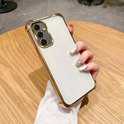 Voor Samsung Galaxy A55 5G hoesje Versterkte hoeken TPU Transparante achterkant - Goud