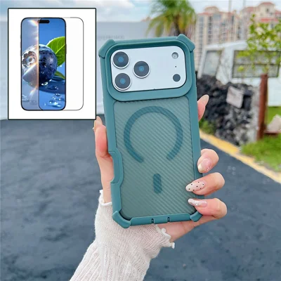 För iPhone 17 Pro Max Magnetisk Högsta Kvalitet Skal med Kolfiberstruktur i TPU Skyddande Mobilskal med Härdat Glas Kompatibelt med MagSafe - Svartgrön