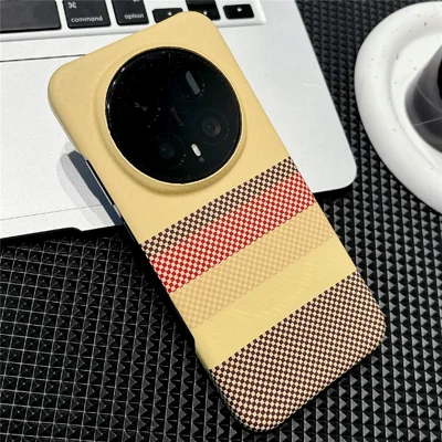 Capa Magnética para Honor Magic8 Pro 5G com Padrão Têxtil Listrado, Capa Tátil em PC - Listras Amarelas