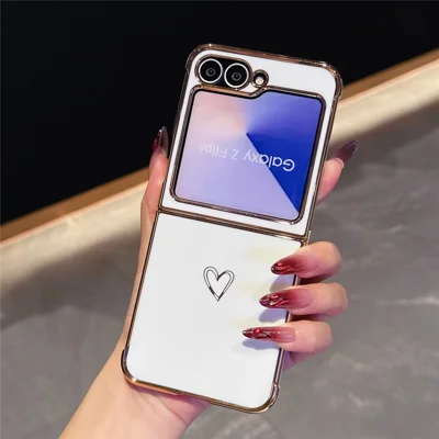 For Samsung Galaxy Z Flip7 FE 5G / Z Flip6 5G Case Love Heart Pattern TPU Phone Cover Electroplating Edge - Ivory White