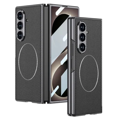 GKK pour Samsung Galaxy Z Fold8 Ultra Étui Magnétique Cuir Végétal Tactile avec Protection d'écran - Texture Fibre de Carbone