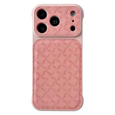 Voor iPhone 18 Pro / 17 Pro Randloze Hoes PU-leer Ruitpatroon Stootvrije Telefoonhoes - Roze
