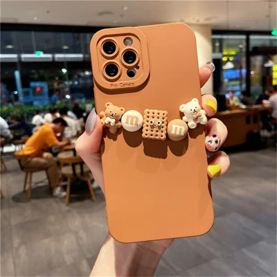For iPhone 13 Pro 6.1 inch 3D Cartoon Figure Bear Decor TPU Case Scratch-resistant Phone Cover with Precise Cutout Lens Protection - Cookie Bear