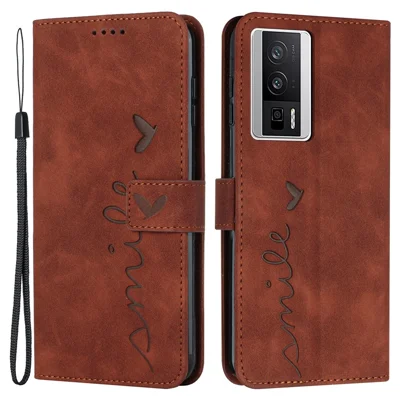 Capa de Telemóvel com Suporte para Xiaomi Poco F5 Pro 5G / Redmi K60 Pro 5G / K60 5G, Capa Carteira em Pele PU com Estampa de Coração e Alça - Marrom