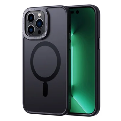 Para iPhone 15 Pro Capa Magnética Compatível com MagSafe Translúcida TPU+PC Capa de Telefone Fosca - Preto