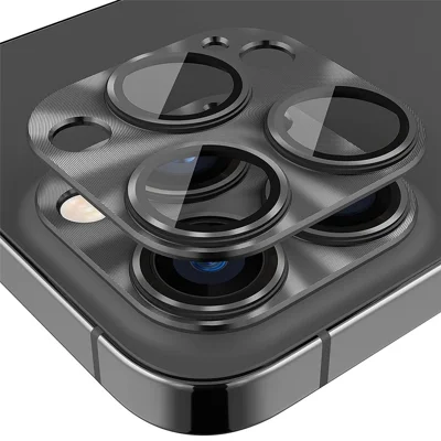 HAT PRINCE ENKAY для iPhone 14 Pro 6.1 дюйма / 14 Pro Max 6.7 дюйма Защитная крышка для объектива камеры Алюминиевый сплав + Закаленное стекло Полное покрытие HD Прозрачная антиударная пленка для объектива в одном кусочке - Черный
