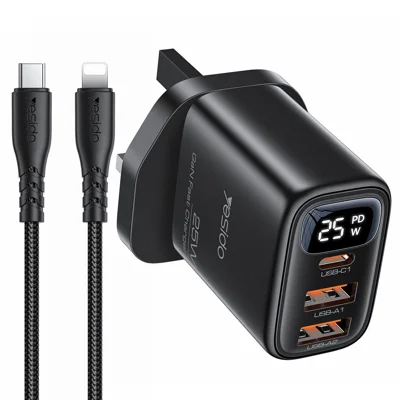 YESIDO YC163L 25W Fast Charger with USB-C to iP Cable Digital Display 3-Port Power Adapter, UK Plug - Black