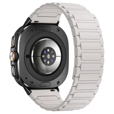 For Samsung Galaxy Watch Ultra2 47mm / Watch Ultra (2025) 47mm / Watch Ultra 47mm Silicone Band Magnetic Sport Band Strap - Starlight / Black Connector