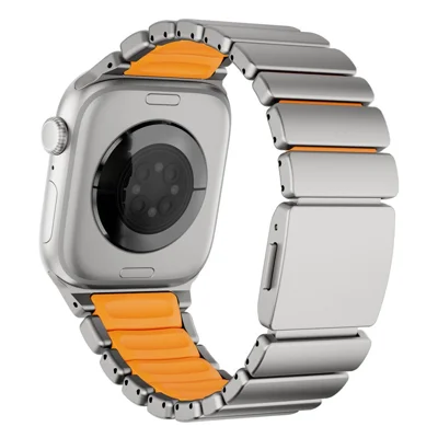 Bracelet pour Apple Watch Ultra 3 2 1 49mm / Série 11 10 46mm / 9 8 7 45mm / SE3 SE2 SE 6 5 4 44mm / 3 2 1 42mm, Bracelet de Montre en Alliage de Zinc + Silicone avec Boucle Magnétique - Titane+Orange