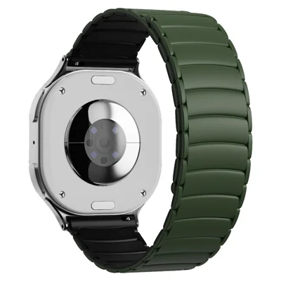 Watch Strap for Samsung Galaxy Watch8 44mm  /  40mm  /  Watch8 Classic 46mm  /  Watch9 44mm  /  40mm Magnetic Dual Color Silicone Watchband - Army Green