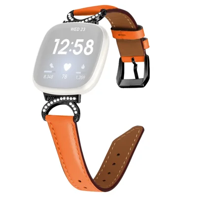 Para Fitbit Versa 3 / Versa 4 / Sense / Sense 2 Pulseira de Relógio de Couro Rachado com Conector em Formato de D e Strass - Laranja
