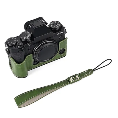 Для Fujifilm X-T5 Антицарапинный PU кожаный чехол для камеры с дизайном с открытием батареи Защитный чехол с винтом - Зеленый