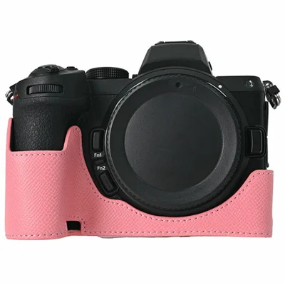 غطاء قاعدة كاميرا من جلد البولي يوريثان للنظام Nikon Z 6 II / Nikon Z 5 مع مقبض نصفي بلمسة ناعمة وتصميم مغناطيسي وفتحة قابلة للطي للبطارية - وردي