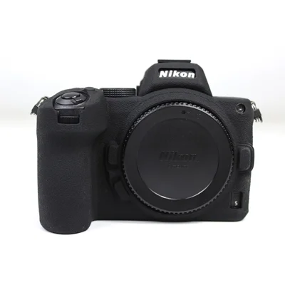 غطاء واقي من السيليكون اللين للكاميرا مقاوم للغبار لجهاز Nikon Z5 - أسود