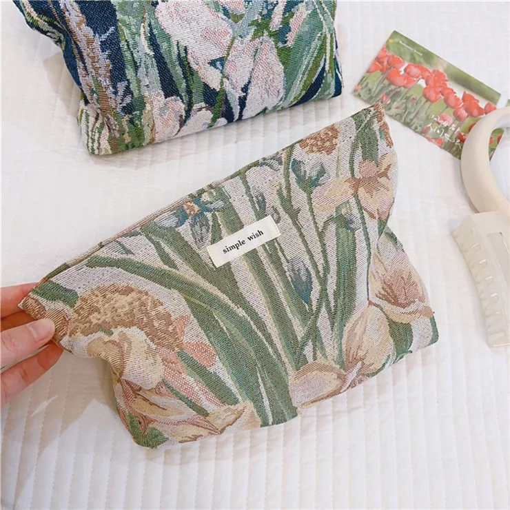 Multi-purpose Retro Pattern Makeup Pouch Zipper Toiletry Bag Large Capacity Canvas Travel Cosmetic Bag for Women Girls - Yellowgreen