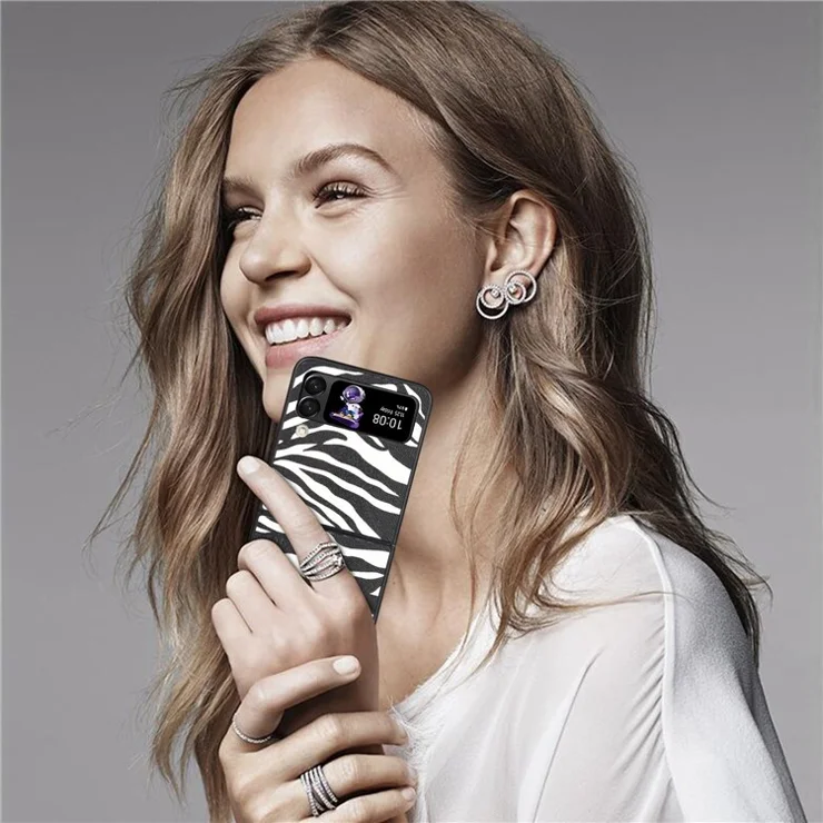 For Samsung Galaxy Z Flip4 5G Anti-scratch Folding Phone Case PU Leather Coated Hard PC Back Cover - Zebra Texture