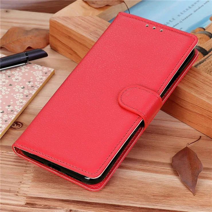 For Motorola Moto G32 4G Drop-proof Magnetic Cell Phone Case Litchi Texture Anti-wear PU Leather Wallet Cover Stand - Red
