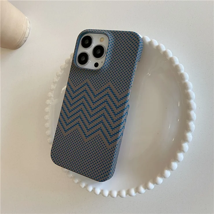For iPhone 13 Pro Max Case Stylish Pattern Luminous Anti-drop PC Phone Cover - Gold Wave