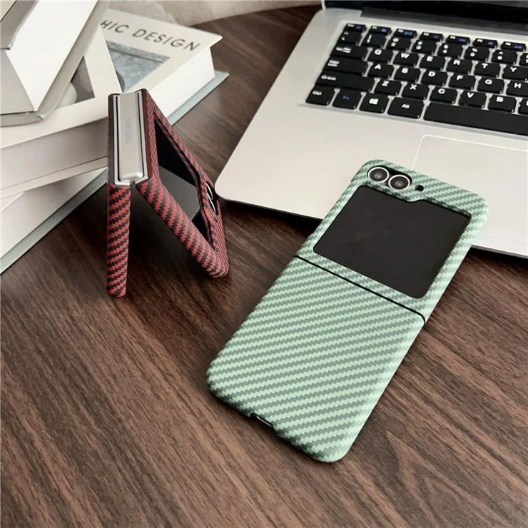 For Samsung Galaxy Z Flip5 5G Magnetic Case Carbon Fiber Texture Slim Shockproof PC Phone Cover - Black