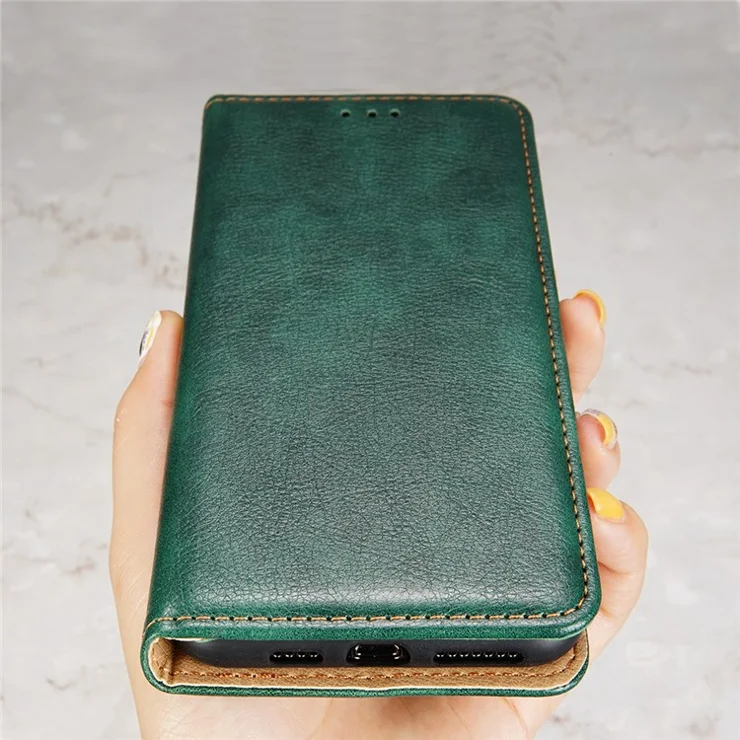 For Realme 10 Pro+ 5G Magnetic Auto-closing Stand Wallet Cover PU Leather Full Protection Phone Case - Green