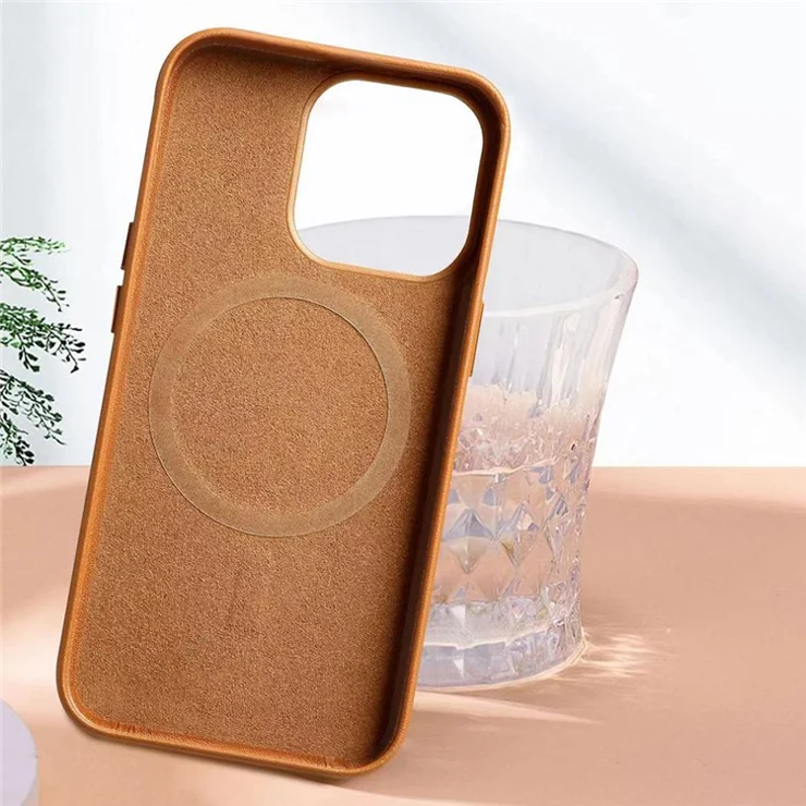 Anti-Scratch Phone Cover for iPhone 15 Plus PU+PC Protective Case Compatible with MagSafe Charger - Orange