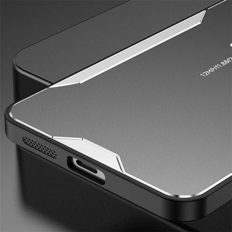 For Oppo A57 (2022) 5G / A77 5G Cell Phone Case Frosted PC+TPU+Aluminum Alloy Cover - Gold