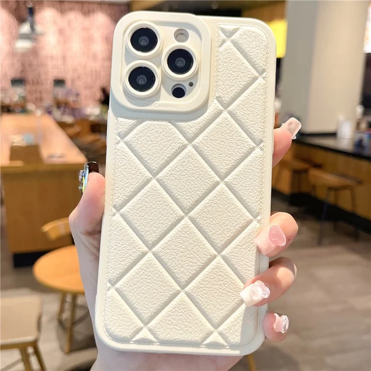 For iPhone 15 Pro Max Case Rhombus Pattern TPU Protective Phone Cover - White