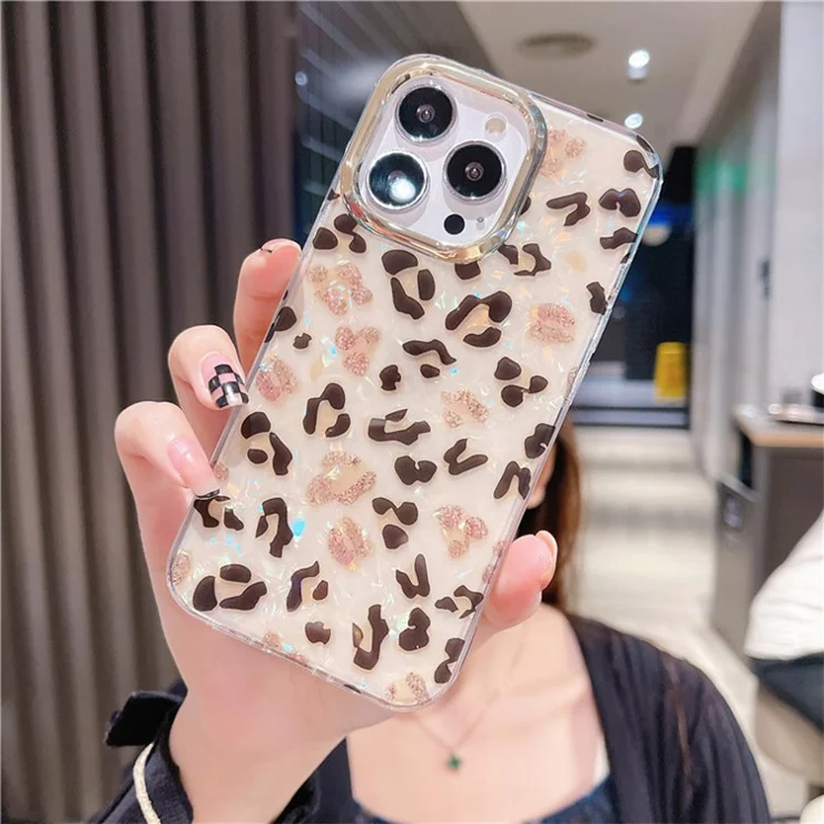 For iPhone 15 Pro IMD Case Anti-Scratch PC+TPU Phone Cover with Electroplating Lens Frame - Y4-Glitter Leopard