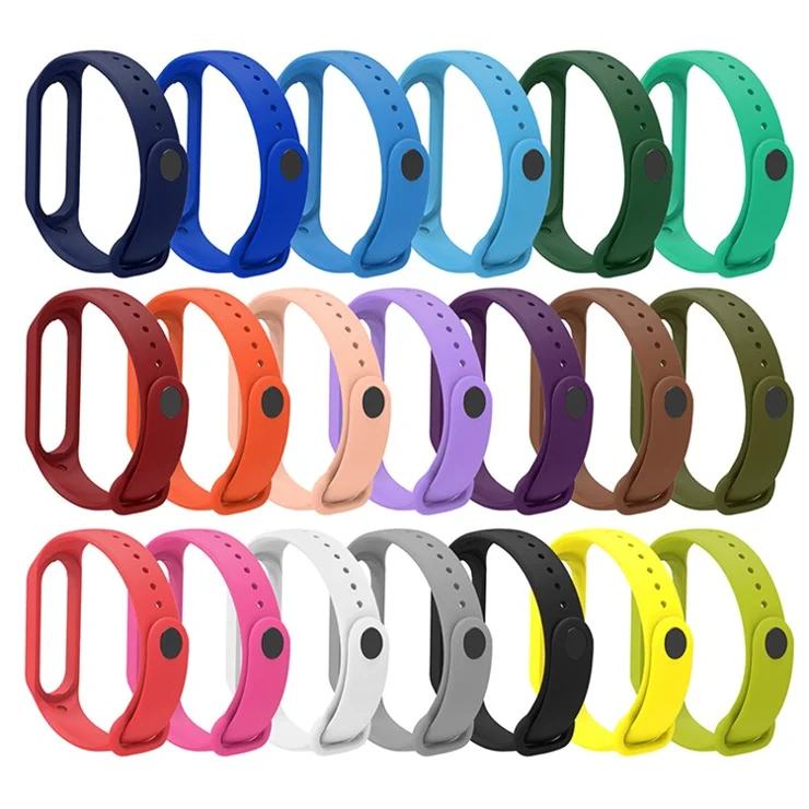 Soft TPU Watch Band for Xiaomi Mi Band 7, Adjustable Wrist Strap Bracelet Replacement - Light Pink