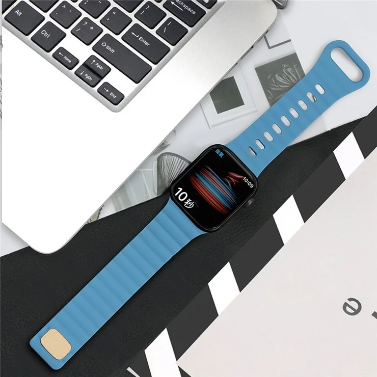 For Apple Watch Series 10 46mm / Ultra 2 Ultra 49mm / Series 9 8 7 45mm / 6 5 4 SE (2023) SE (2022) SE 44mm / 3 2 1 42mm Quick Release Silicone Watch Strap Watchband with Button - Sky Blue