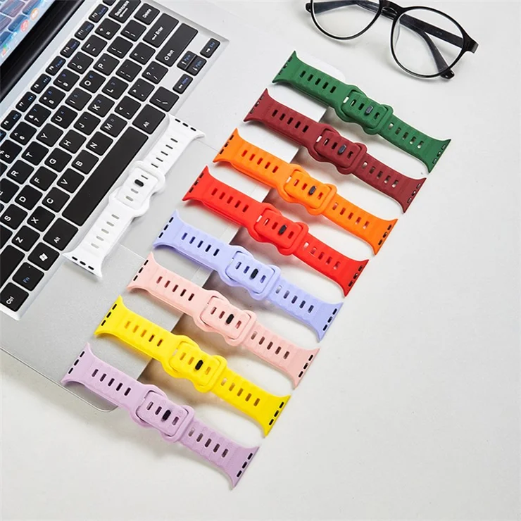 For Apple Watch Series 10 46mm / Ultra 2 Ultra 49mm / Series 9 8 7 45mm / 6 5 4 SE (2023) SE (2022) SE 44mm / 3 2 1 42mm Watch Band Silicone Wrist Strap with Butterfly Buckle - Red