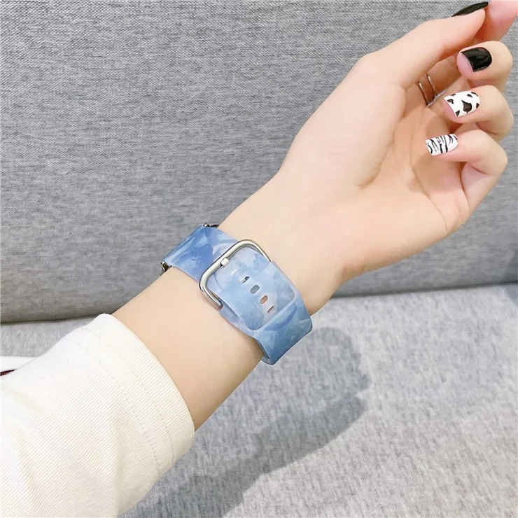 Watch Strap for Apple Watch Series 10 42mm / 9 8 7 41mm / SE (2023) SE (2022) SE 6 5 4 40mm / 3 2 1 38mm Silicone Watch Band Matte Wrist Strap - Blue Mix