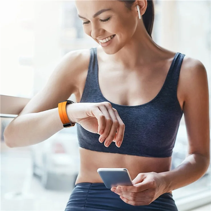For Samsung Galaxy Watch 5 Pro 45mm Magnetic Buckle Wrist Band Bi-Color Silicone Strap - Orange + Black