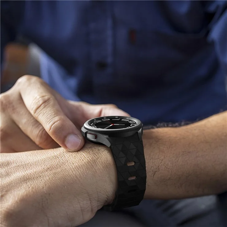 KALEBOL KLB-ZQWFKGJ-001 For Samsung Galaxy Watch FE 40mm / Watch 4 / 5 / 6 Football Pattern Silicone Watch Strap Band - Black