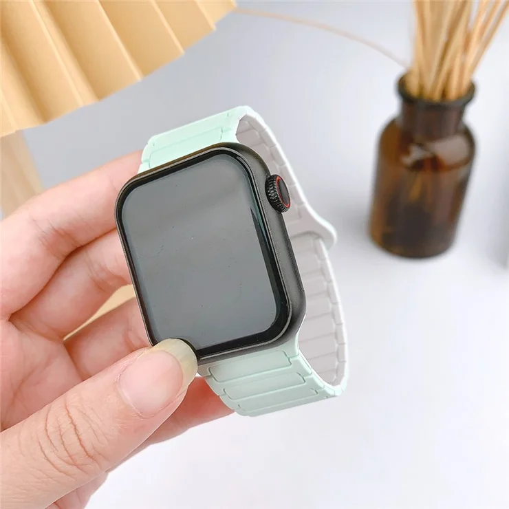For Apple Watch Series 10 42mm / 9 8 7 41mm / SE (2023) SE (2022) SE 6 5 4 40mm / 3 2 1 38mm Watchband Soft Silicone Magnetic Strap - Soft Mint / Official White