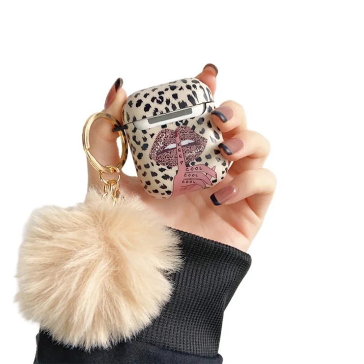 For Apple AirPods with Charging Case (2016) / (2019) / AirPods with Wireless Charging Case (2019) Anti-Drop Cover Lip Leopard Pattern TPU Headset Case with Hair-Ball Pendant