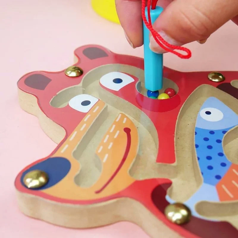 Cartoon Bear Design Wooden Magnetic Maze Board Game Educational Toy for Kids