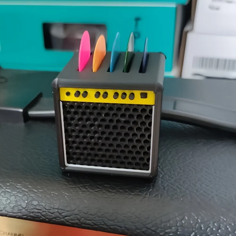 Ukulele Guitar Pick Storage Box Amp Shaped Desktop Organizer Holder Mini Speaker Case with 5 Picks - Black