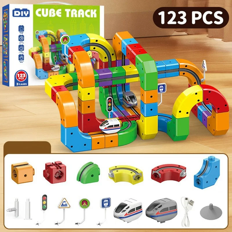 Set di treni magnetici 123 pezzi, blocchi educativi da costruzione, treno elettrico con binari, giocattolo fai da te da assemblare per bambini