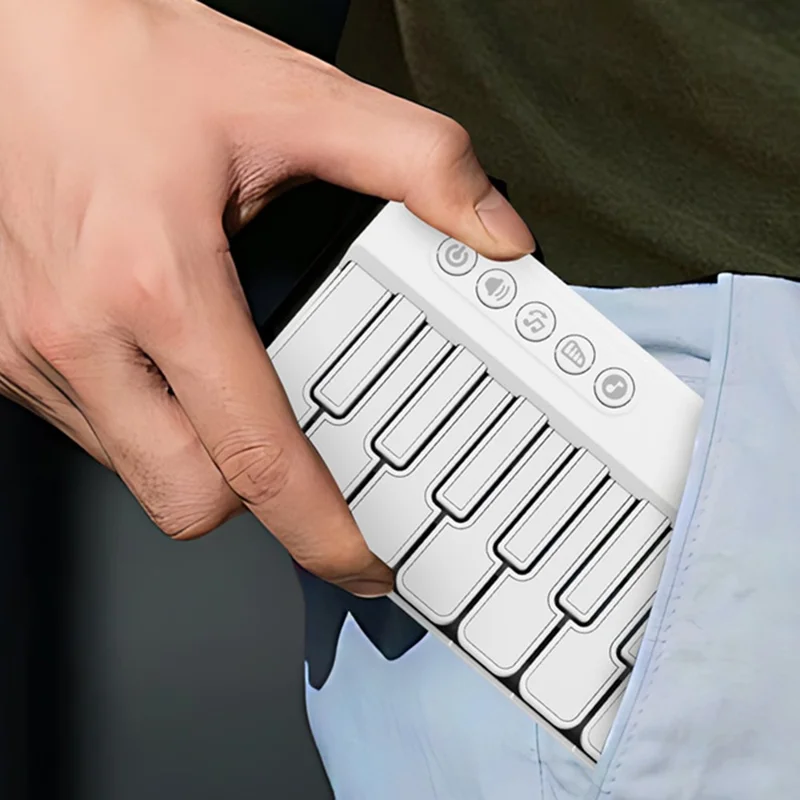 CY-8047B Pocket Flash Piano 15 Keys Mini Electronic Keyboard Portable Instrument Toy - White